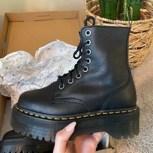 Dr Marten Jadon Pisa Boot